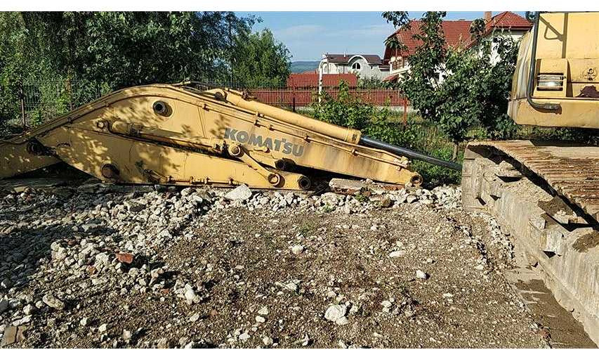 KOMATSU - Wheel excavator: picture 1 KOMATSU - Wheel excavator: picture 1