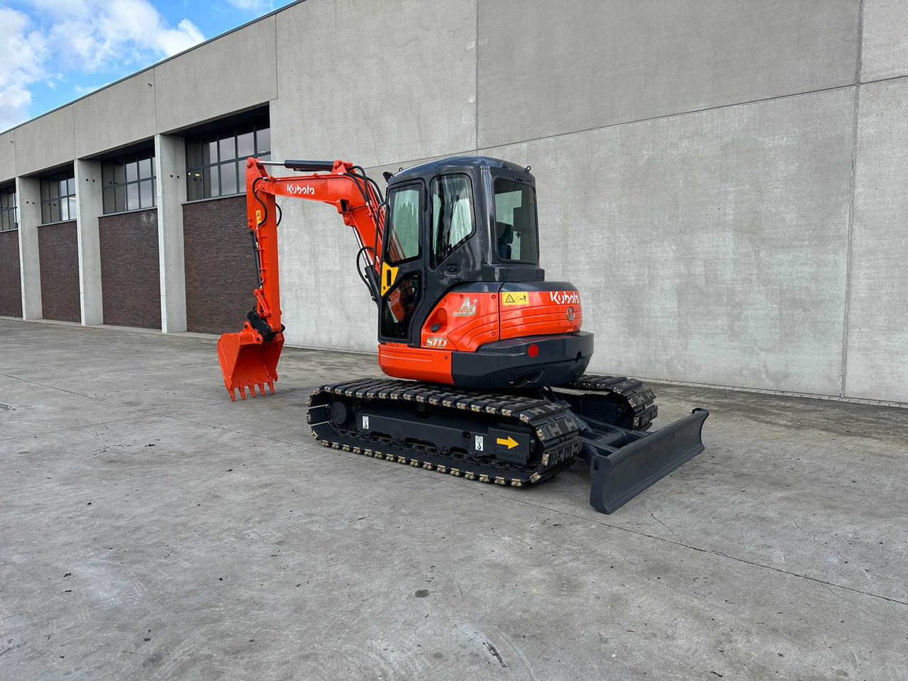 Crawler excavator KUBOTA KX161-3: picture 6