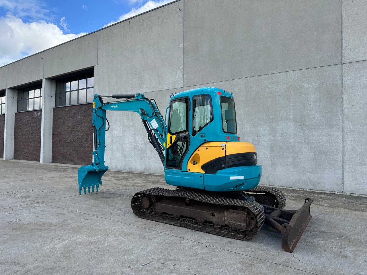 Crawler excavator KUBOTA KX161-3: picture 6