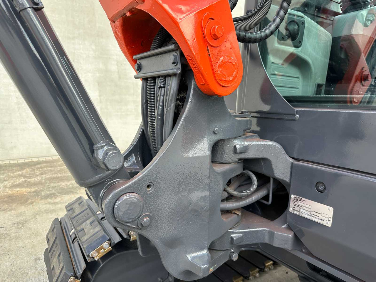 Crawler excavator KUBOTA KX161-3: picture 13