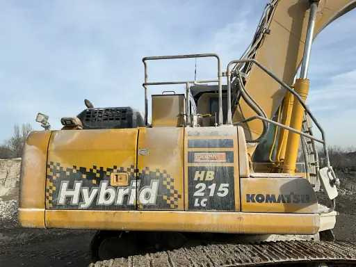 Crawler excavator Komatsu HB215LC: picture 11