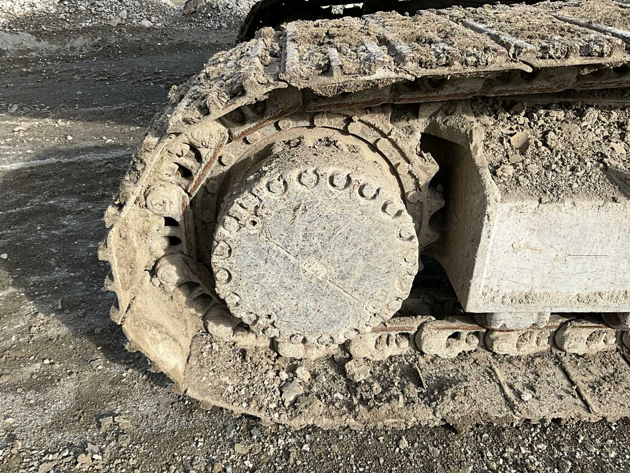 Crawler excavator Komatsu HB215LC: picture 12