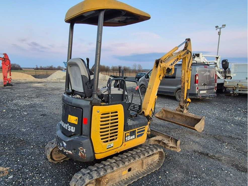 Komatsu PC18MR-2 - Mini excavator: picture 3 Komatsu PC18MR-2 - Mini excavator: picture 3