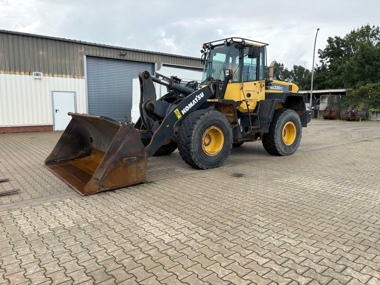 Komatsu WA320PZ-6 - Wheel loader: picture 1 Komatsu WA320PZ-6 - Wheel loader: picture 1