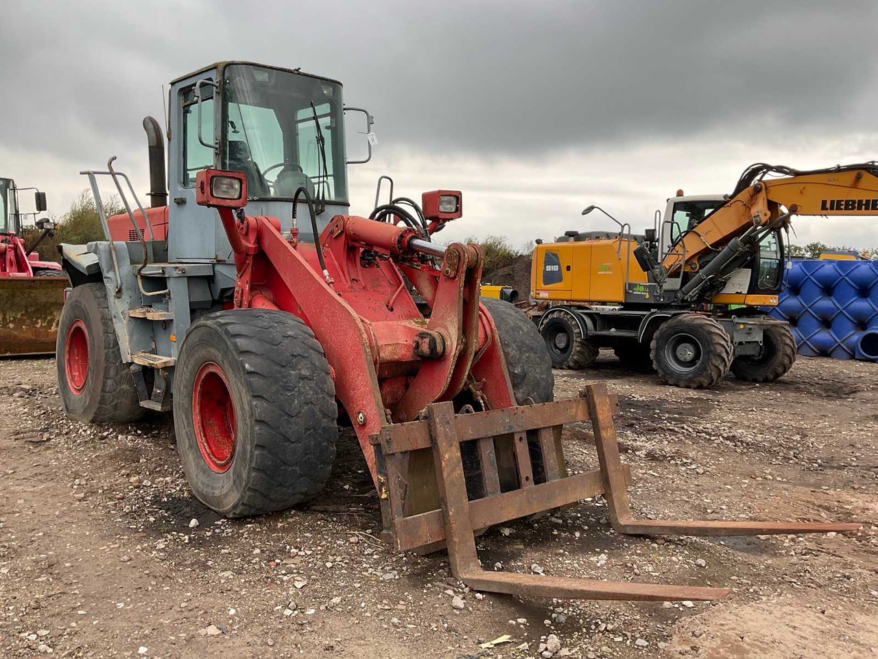 Komatsu WH320-3H - Wheel loader: picture 4 Komatsu WH320-3H - Wheel loader: picture 4