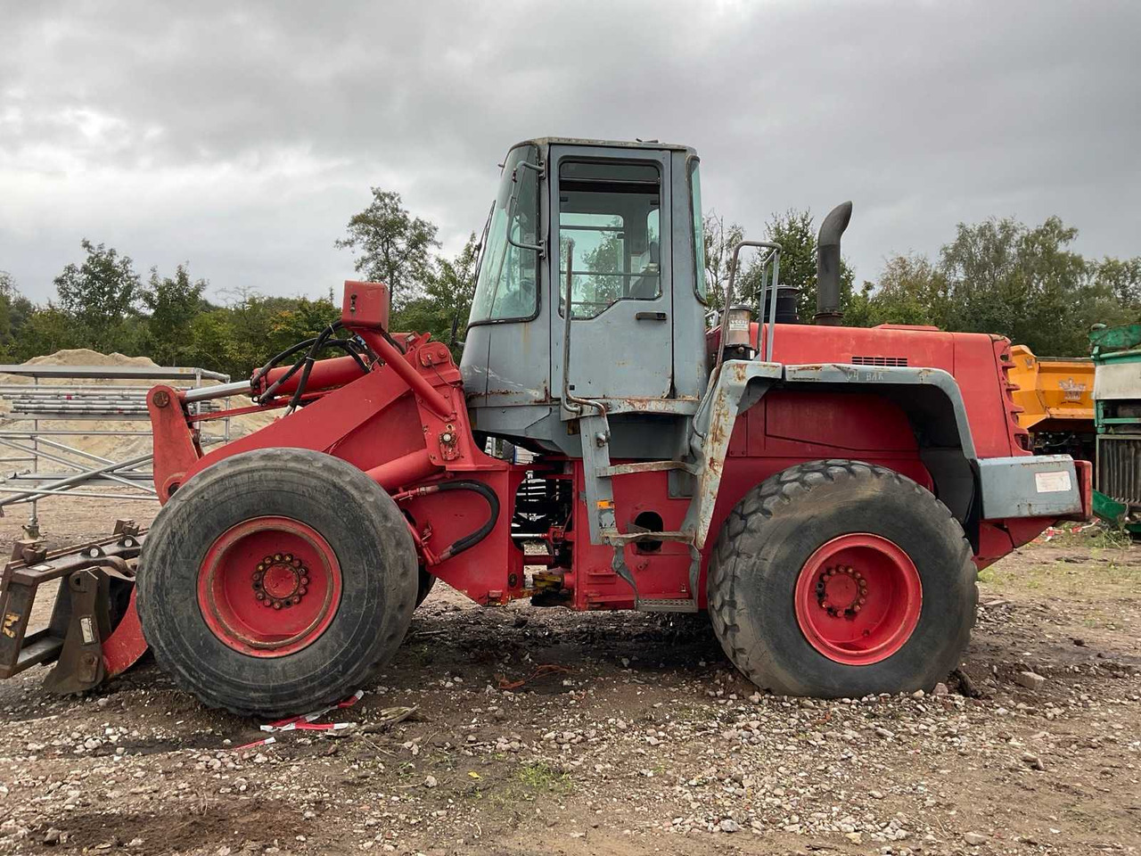 Komatsu WH320-3H - Wheel loader: picture 5 Komatsu WH320-3H - Wheel loader: picture 5