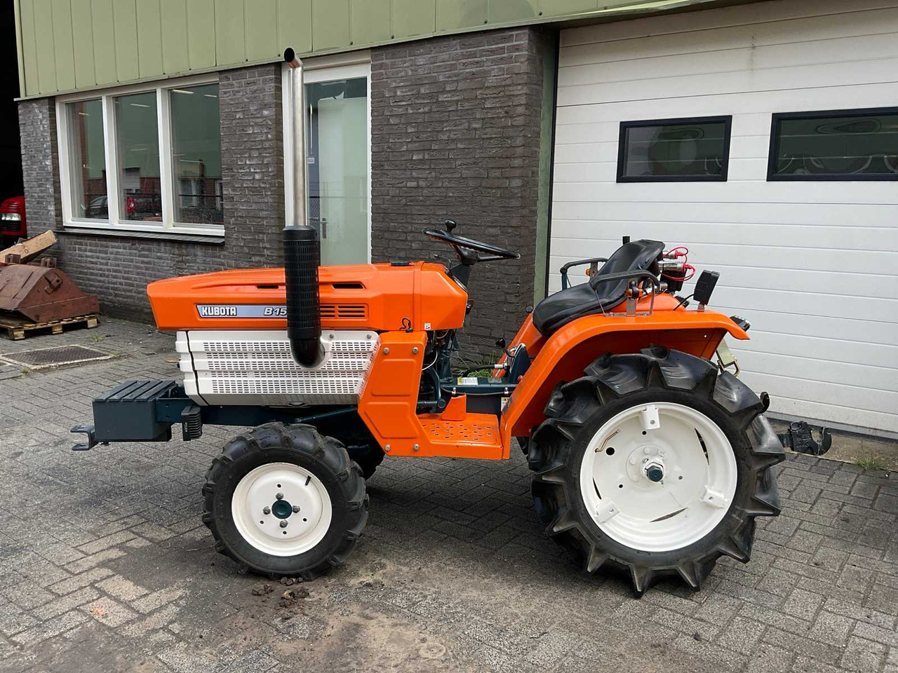 Kubota B1500DT - Compact tractor: picture 2 Kubota B1500DT - Compact tractor: picture 2