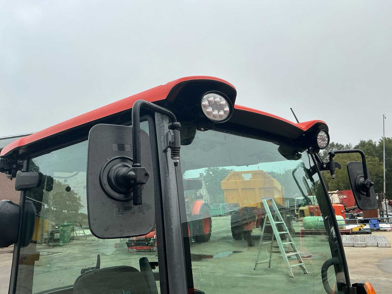 Farm tractor Kubota B2261: picture 28