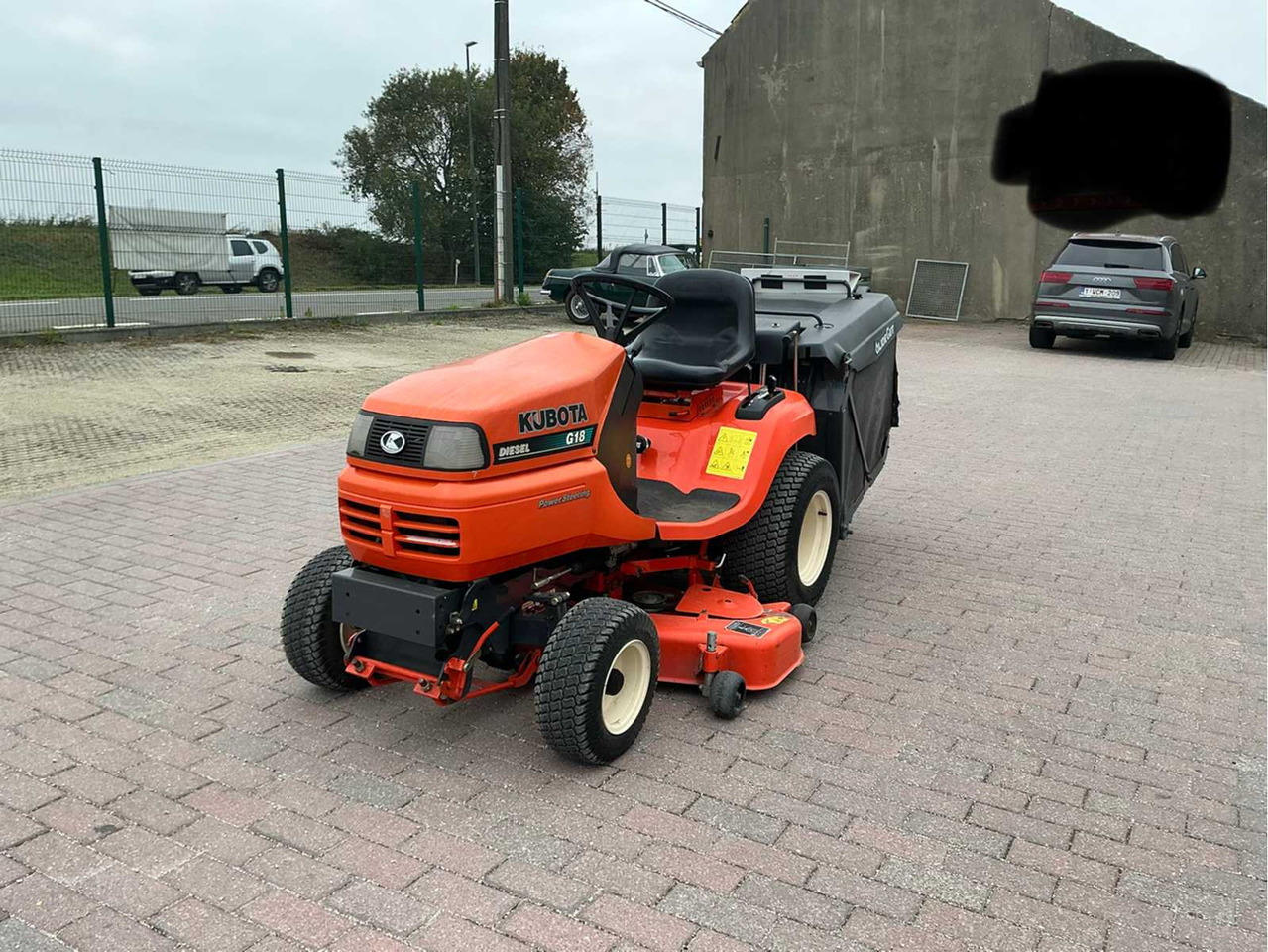 Kubota G18 Tondeuse autoportée - Flail mower/ Mulcher: picture 1 Kubota G18 Tondeuse autoportée - Flail mower/ Mulcher: picture 1