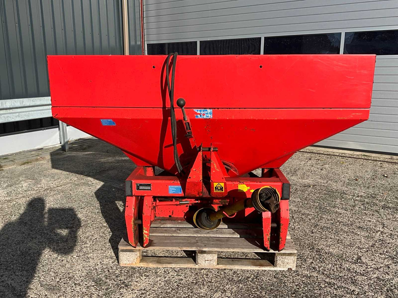 Kuhn MDS 701 - Fertilizer spreader: picture 2 Kuhn MDS 701 - Fertilizer spreader: picture 2