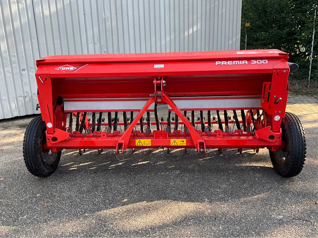 Kuhn Premia 300 - Sowing equipment: picture 2 Kuhn Premia 300 - Sowing equipment: picture 2