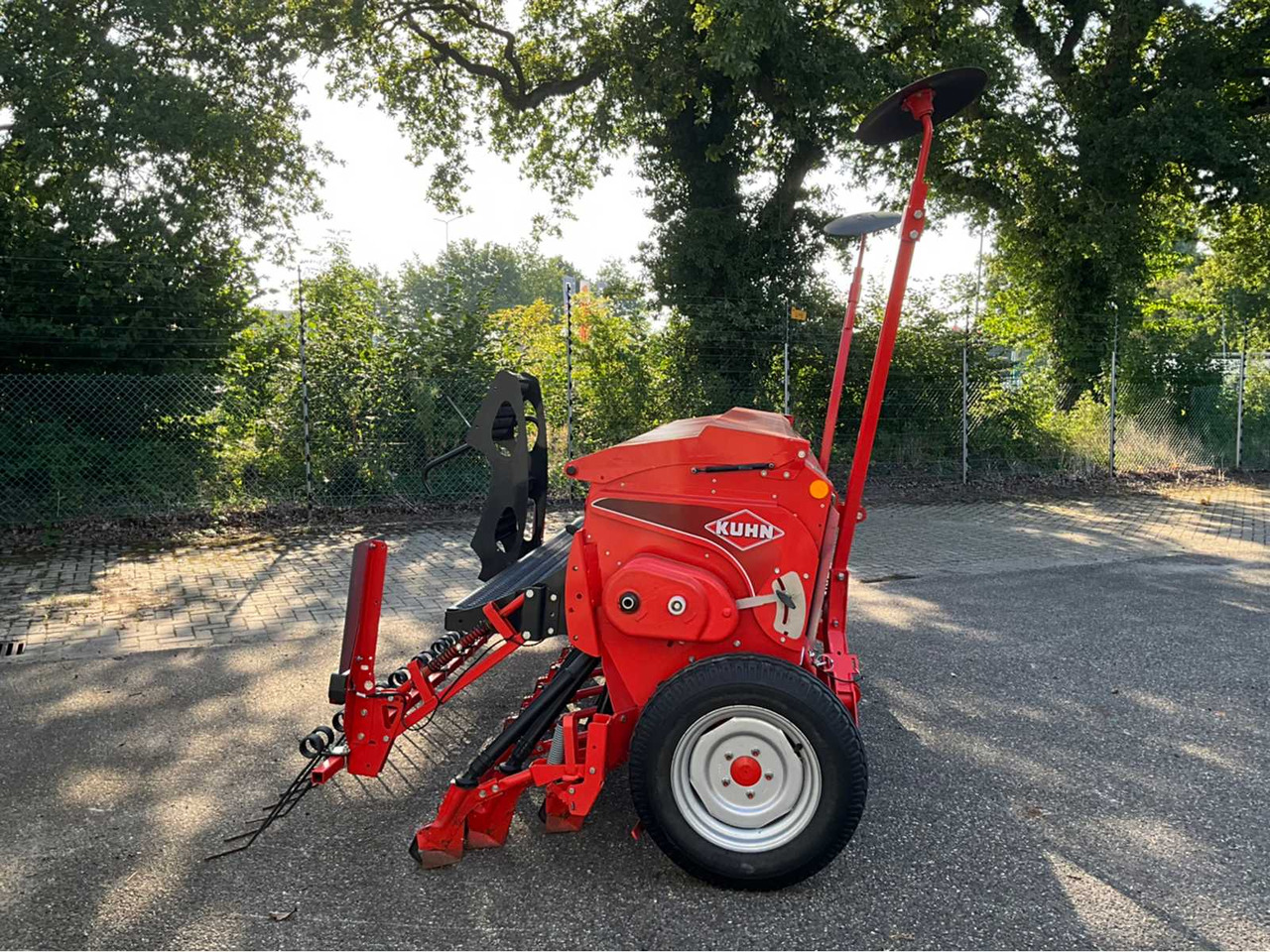 Kuhn Premia 300 - Sowing equipment: picture 5 Kuhn Premia 300 - Sowing equipment: picture 5