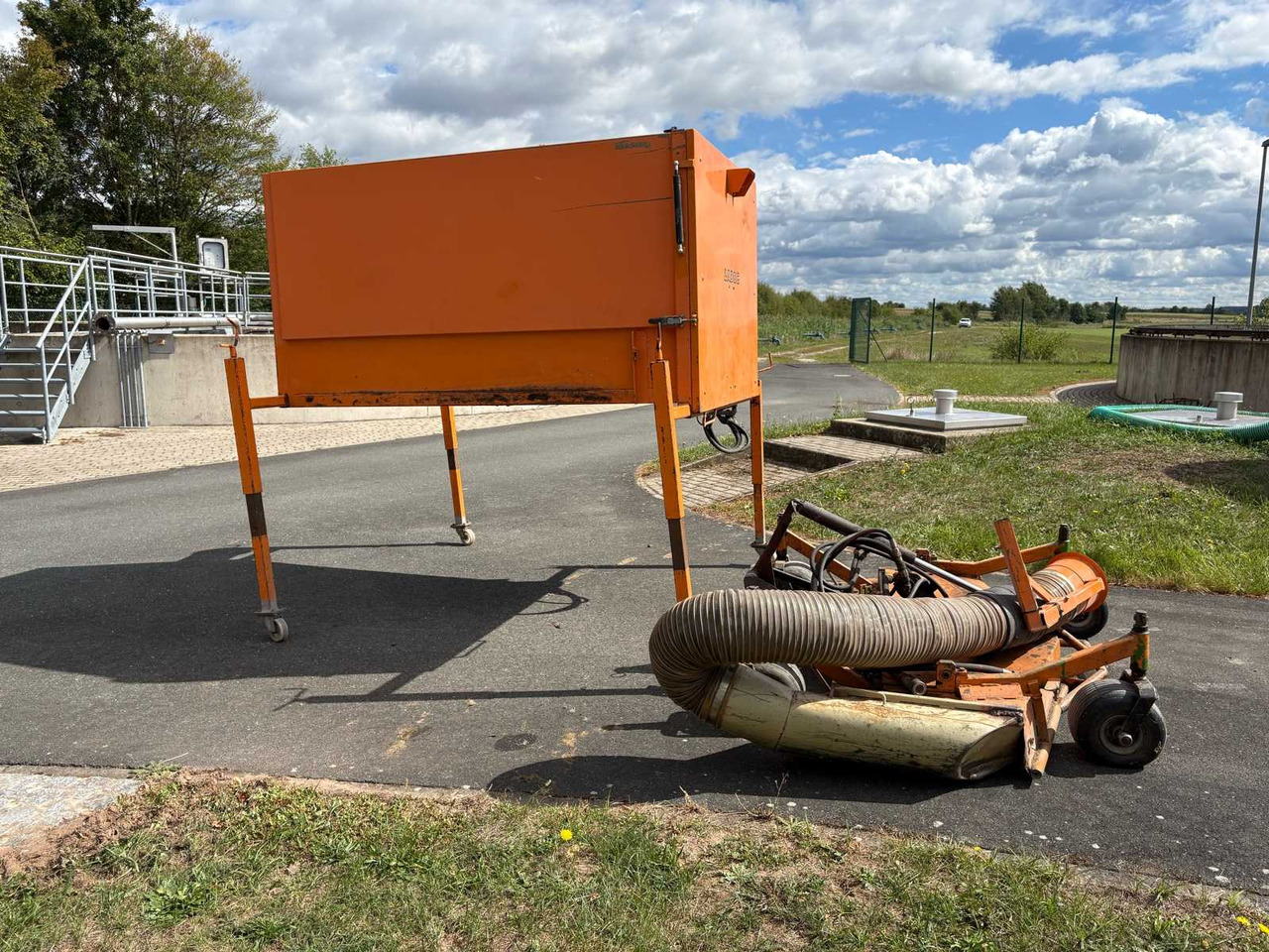 LADOG Mähwerk LRM1800HAX, Mähcontainer LGSC129 - Flail mower/ Mulcher: picture 3 LADOG Mähwerk LRM1800HAX, Mähcontainer LGSC129 - Flail mower/ Mulcher: picture 3