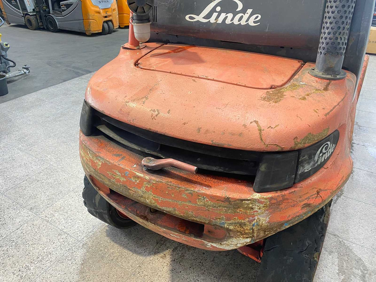 LINDE - 1991 - H40D - FORKLIFT TRUCK - Forklift: picture 4 LINDE - 1991 - H40D - FORKLIFT TRUCK - Forklift: picture 4