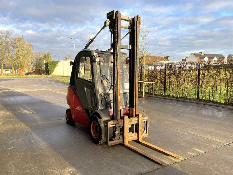 LINDE - H30D - FORKLIFT TRUCKS - Forklift: picture 3 LINDE - H30D - FORKLIFT TRUCKS - Forklift: picture 3