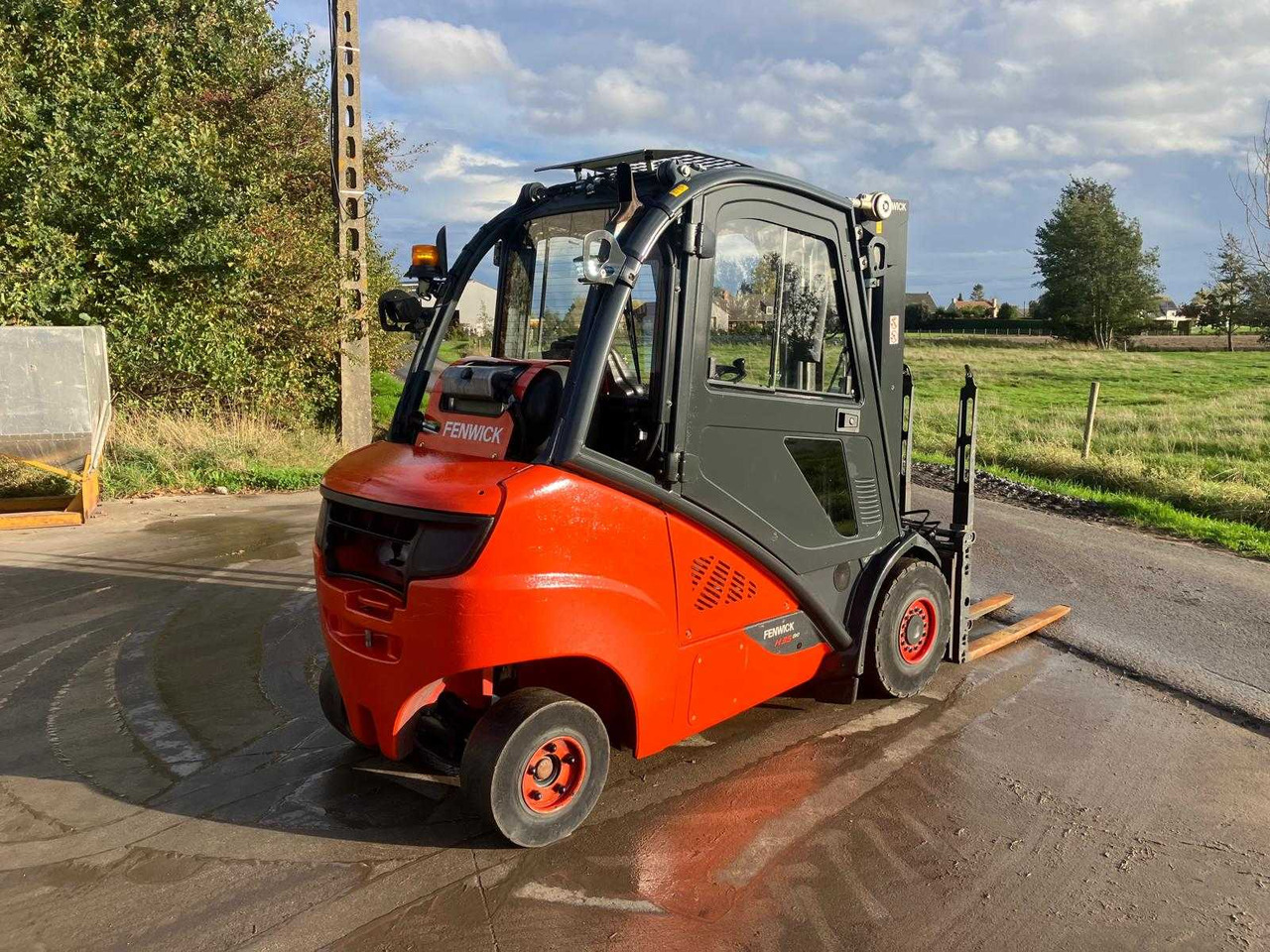 LINDE H35T-02 FORKLIFT TRUCK 2018 - Forklift: picture 5 LINDE H35T-02 FORKLIFT TRUCK 2018 - Forklift: picture 5