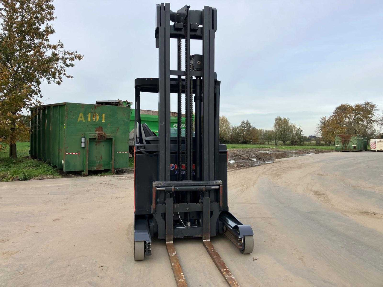 LINDE R14-01 REACH FORKLIFT TRUCK 2016 - Forklift: picture 5 LINDE R14-01 REACH FORKLIFT TRUCK 2016 - Forklift: picture 5