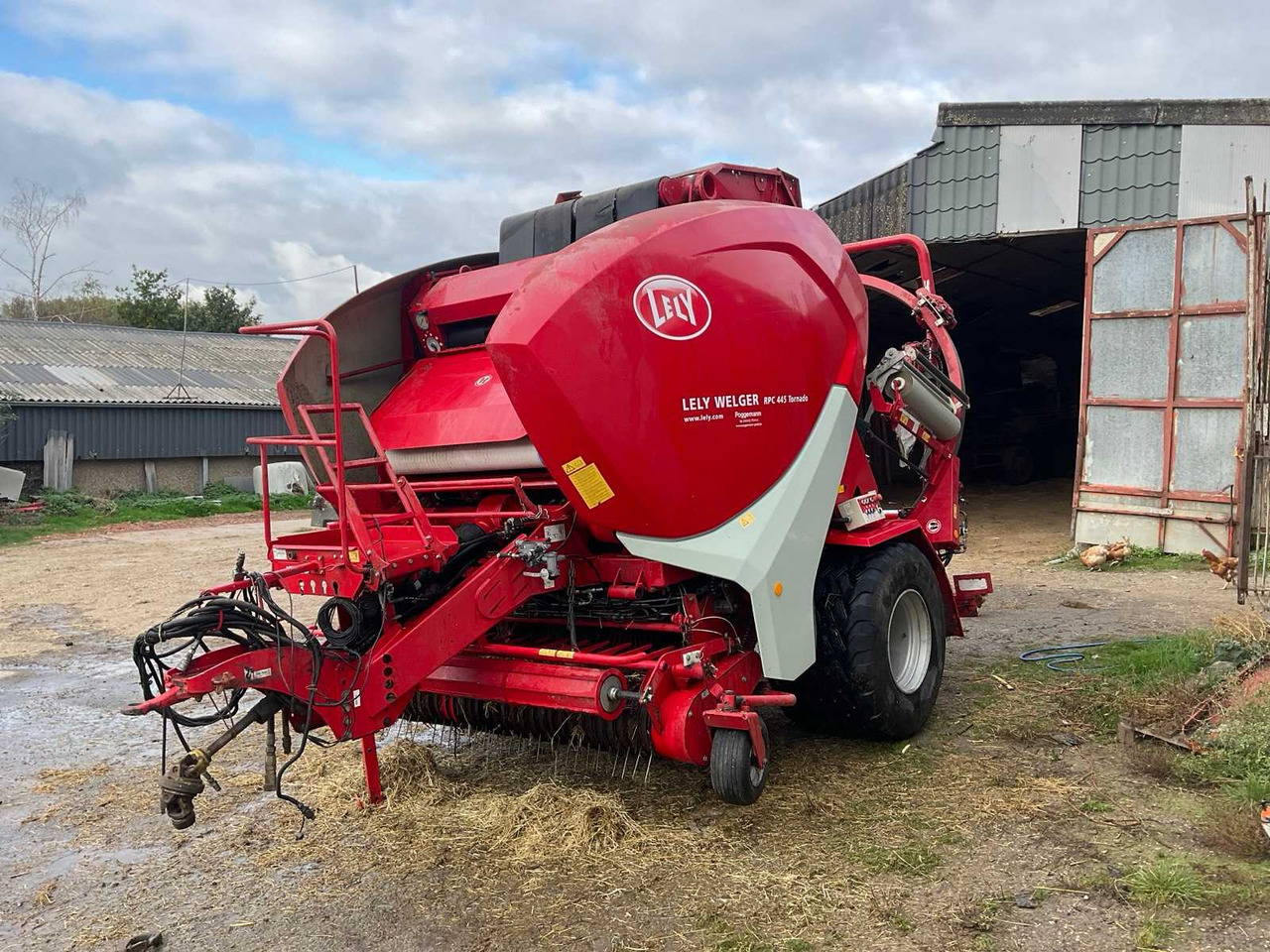 Lely WELGER RPC 445 TORNADO - Round baler, Bale wrapper: picture 1 Lely WELGER RPC 445 TORNADO - Round baler, Bale wrapper: picture 1