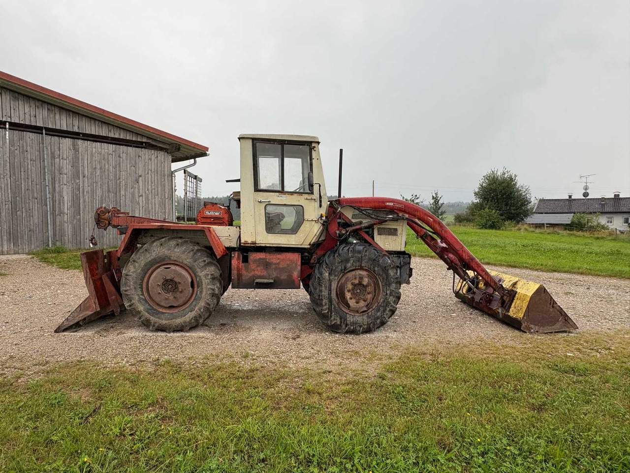 Mercedes-Benz / Huttner Spezialtraktor mit Frontlader und Rückewinde - Municipal tractor: picture 4 Mercedes-Benz / Huttner Spezialtraktor mit Frontlader und Rückewinde - Municipal tractor: picture 4