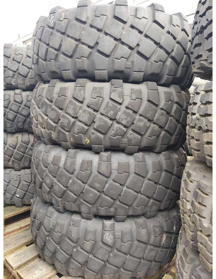 Michelin XML 325/85R16 - Wheels and tires for Farm tractor: picture 2 Michelin XML 325/85R16 - Wheels and tires for Farm tractor: picture 2
