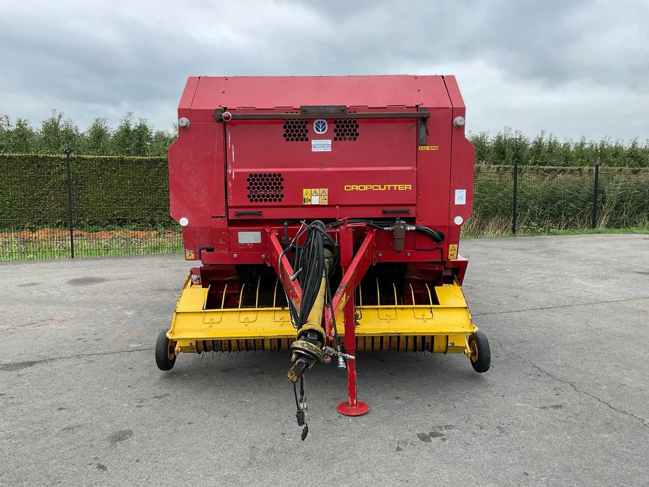 New Holland 548 - Round baler, Bale wrapper: picture 3 New Holland 548 - Round baler, Bale wrapper: picture 3
