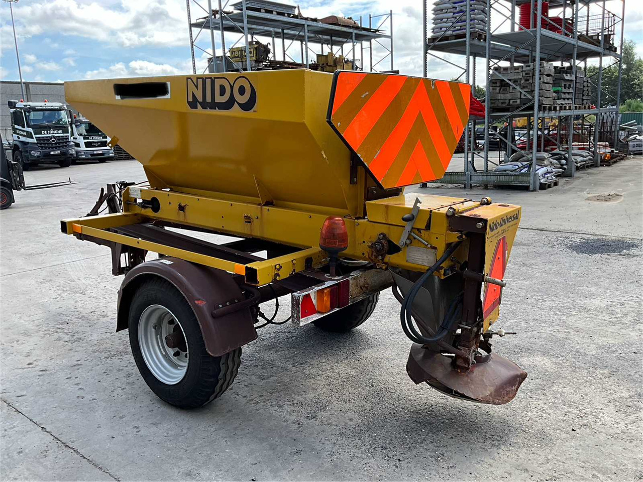 Nido 1003-AWK - Sand/ Salt spreader: picture 5 Nido 1003-AWK - Sand/ Salt spreader: picture 5