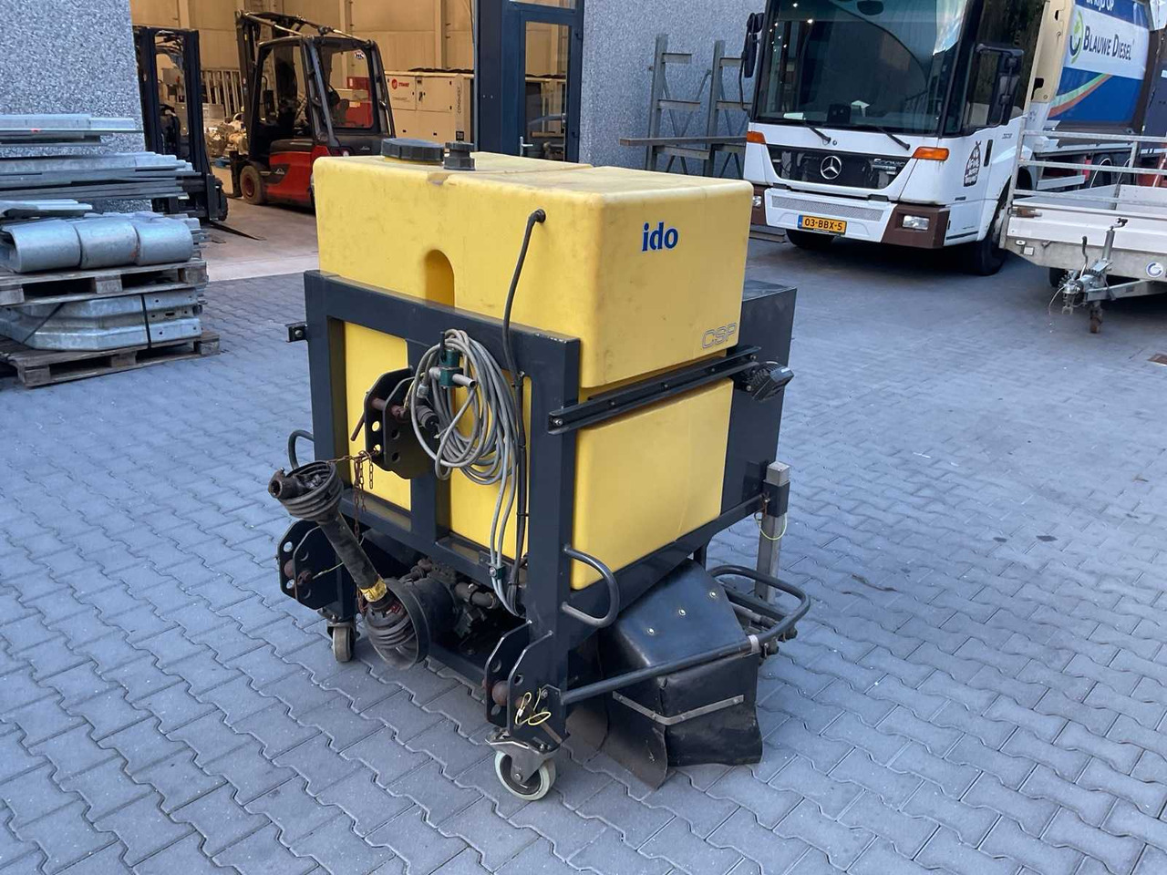 Nido CSP 500 OCL - Sand/ Salt spreader: picture 3 Nido CSP 500 OCL - Sand/ Salt spreader: picture 3