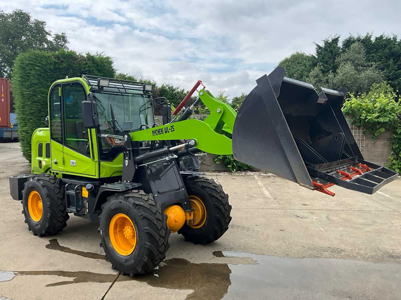 Nycheki WL25 - Wheel loader: picture 3 Nycheki WL25 - Wheel loader: picture 3