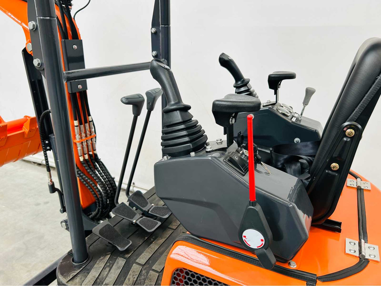 Mini excavator RTE CRE112: picture 6