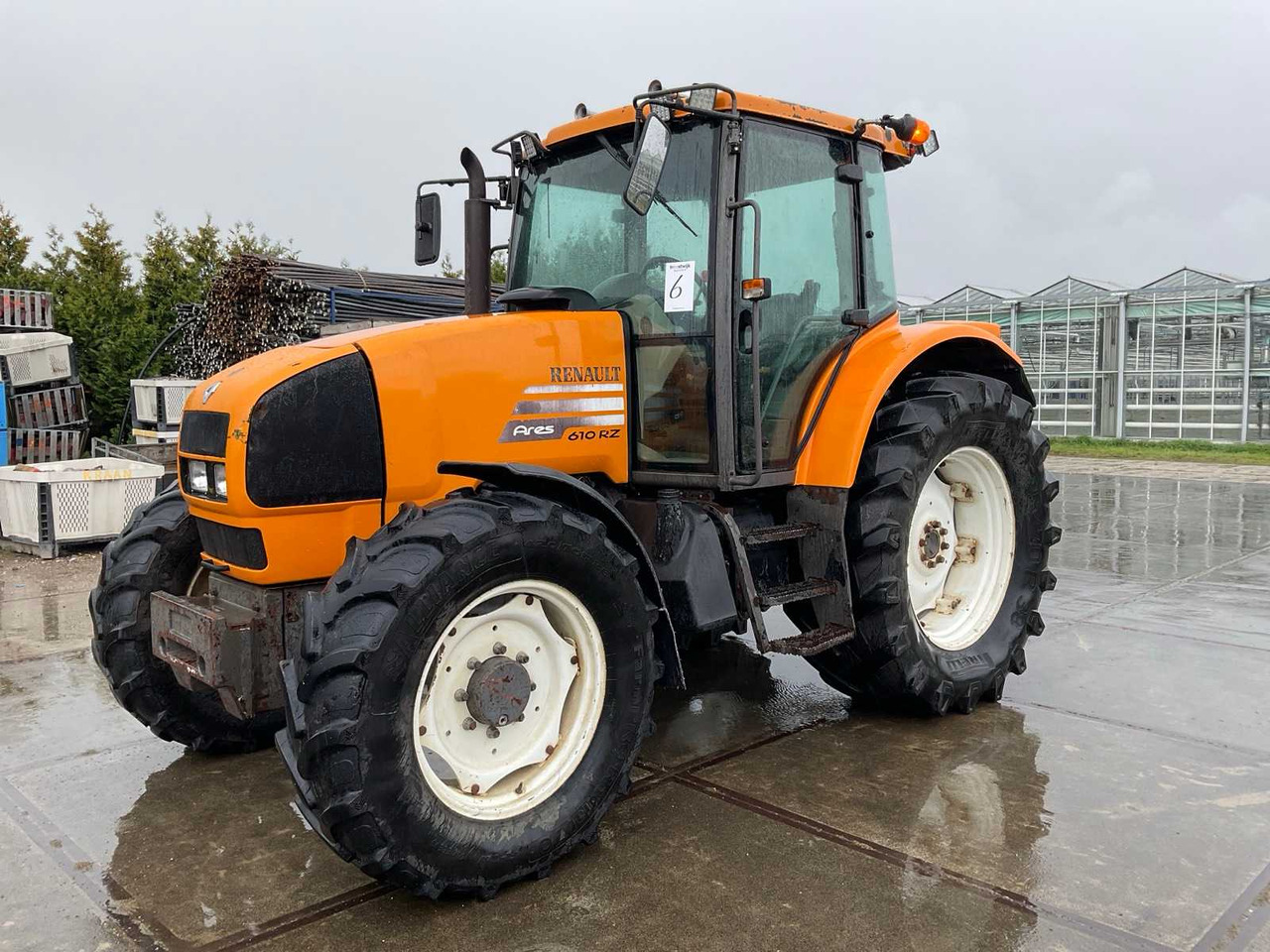 Renault 610RZ Ares - Farm tractor: picture 1 Renault 610RZ Ares - Farm tractor: picture 1