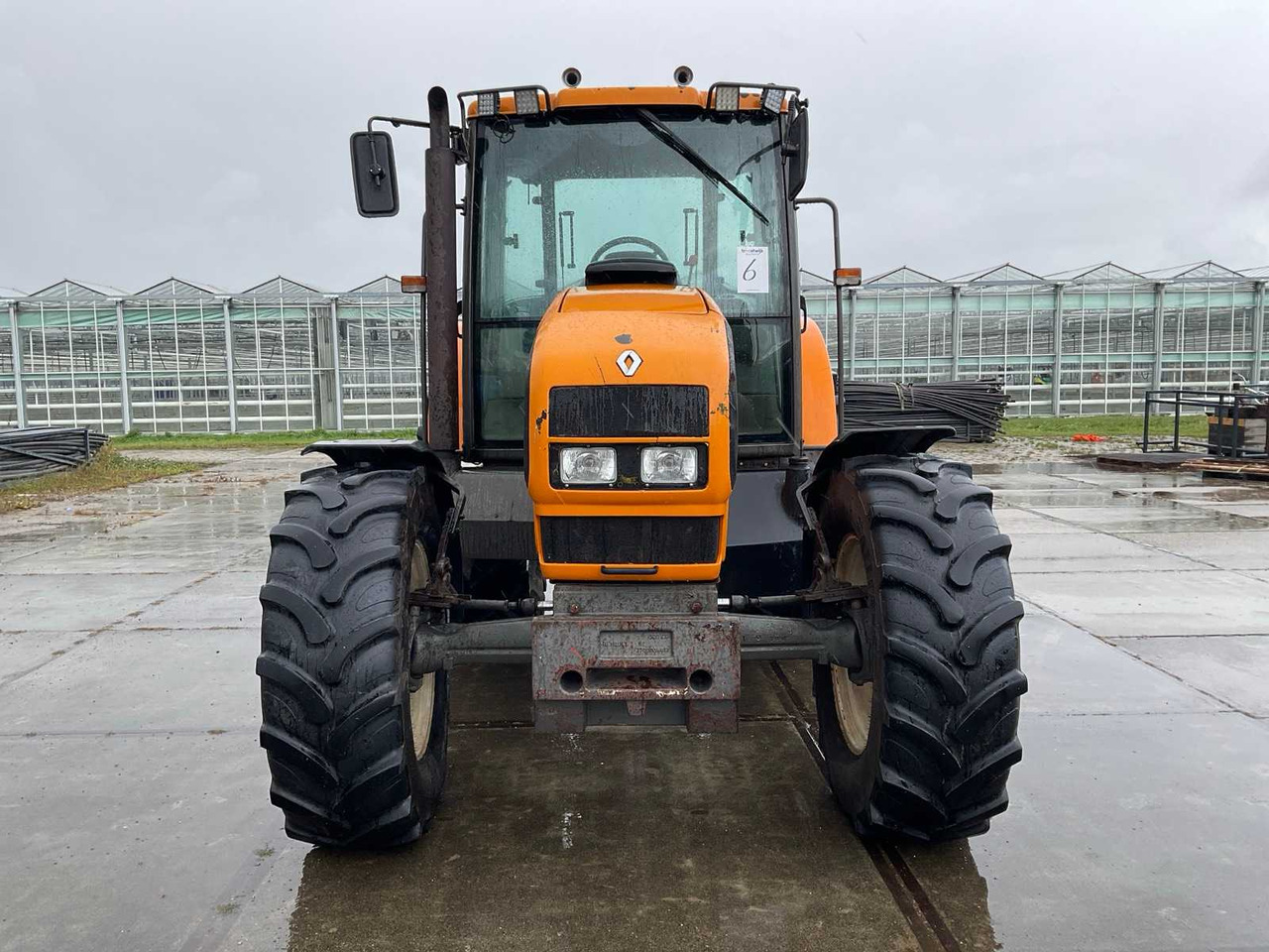 Renault 610RZ Ares - Farm tractor: picture 2 Renault 610RZ Ares - Farm tractor: picture 2