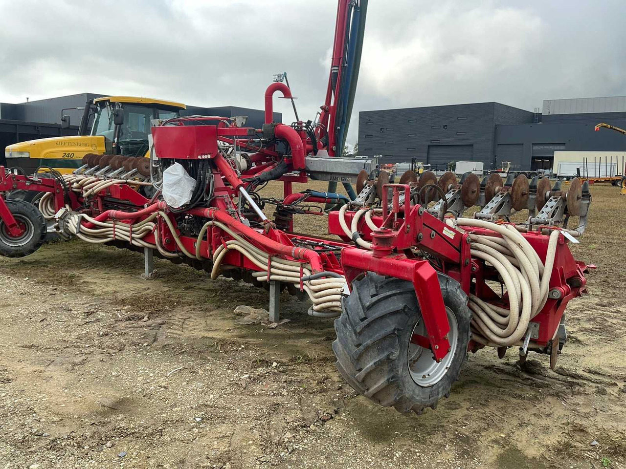 Roelama CON12 - Fertilizing equipment: picture 1 Roelama CON12 - Fertilizing equipment: picture 1