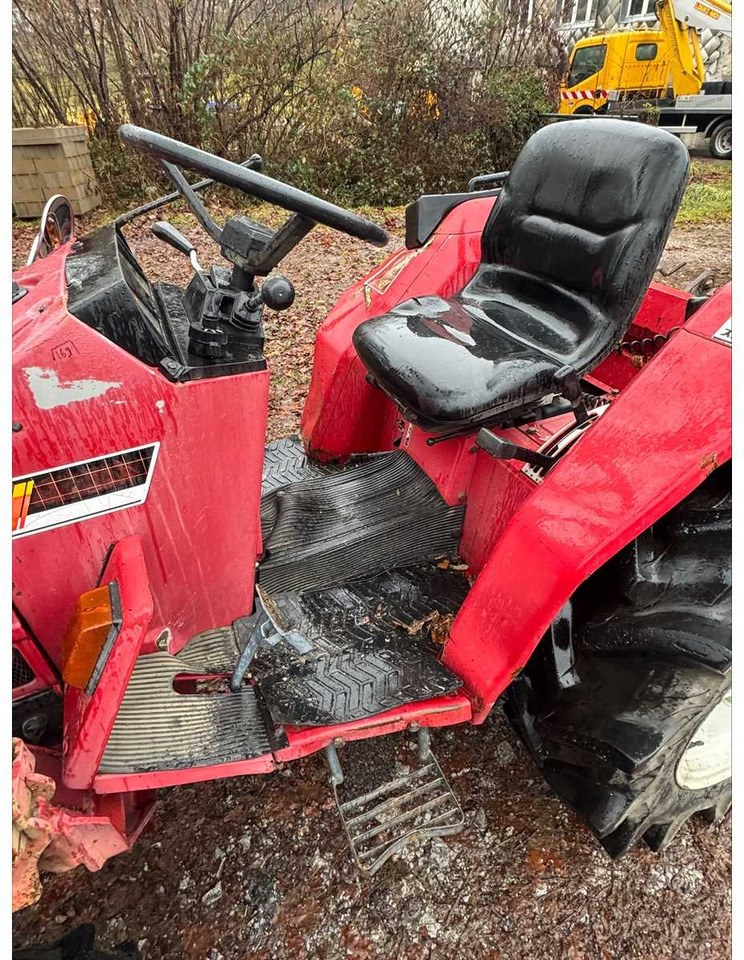 SHIBAURA - D23F - 4WD AGRICULTURAL TRACTOR - Farm tractor: picture 3 SHIBAURA - D23F - 4WD AGRICULTURAL TRACTOR - Farm tractor: picture 3