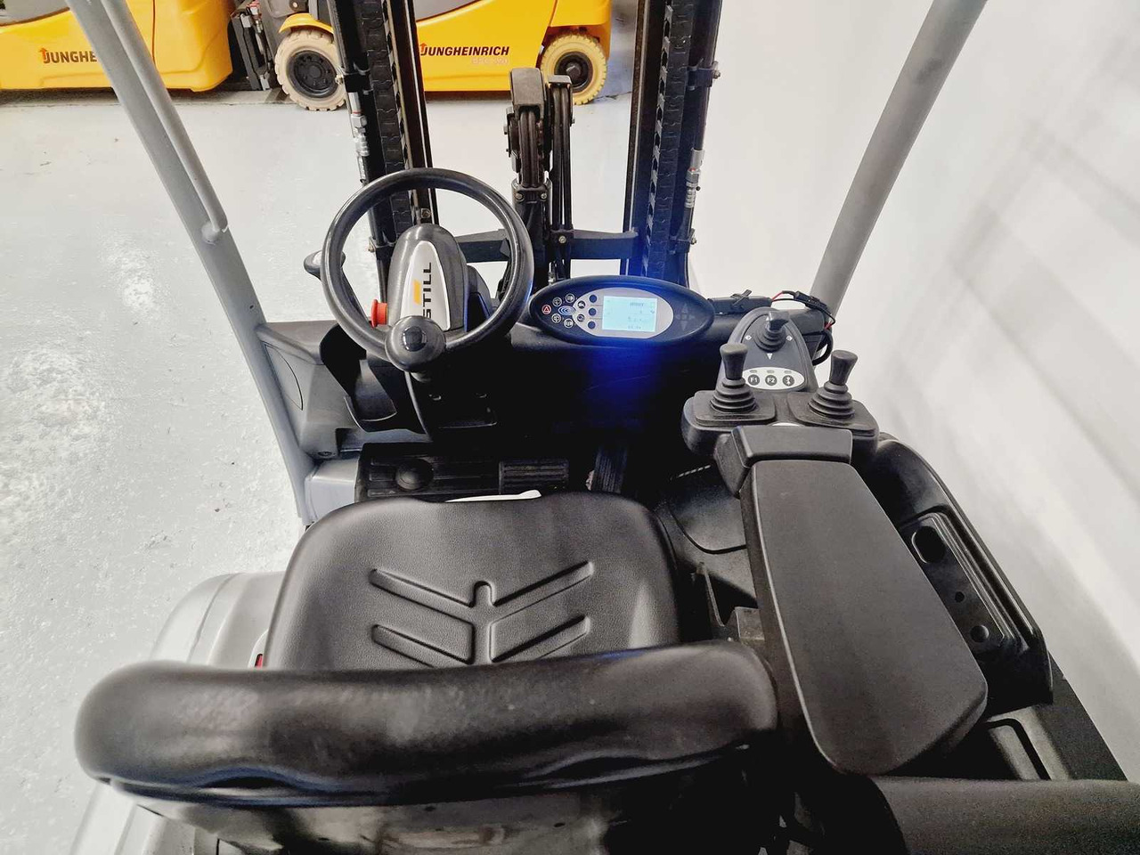 Forklift STILL - 2015 - RX20-20 - FORKLIFT - FREE-LIFT - SIDE-SHIFT, 4TH FUNCTION: picture 15