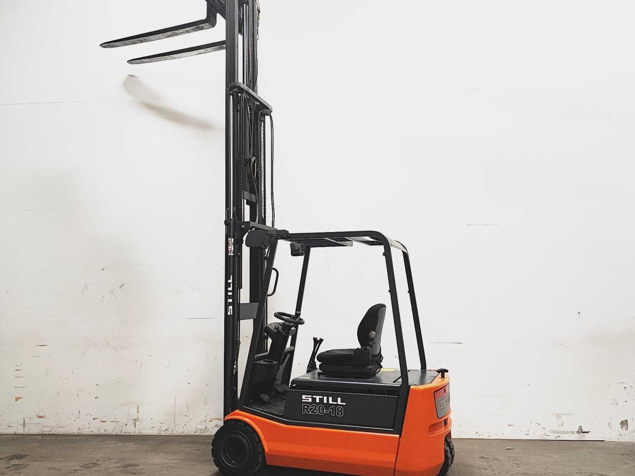 STILL - R20-18 - FORKLIFT TRUCK - 2004 - Forklift: picture 3 STILL - R20-18 - FORKLIFT TRUCK - 2004 - Forklift: picture 3
