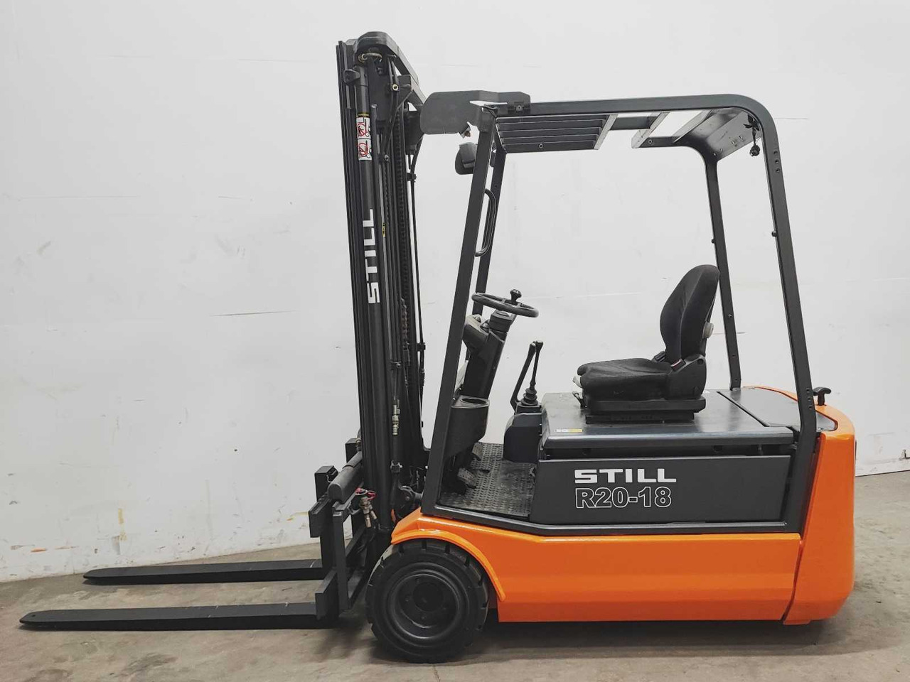STILL - R20-18 - FORKLIFT TRUCK - 2004 - Forklift: picture 4 STILL - R20-18 - FORKLIFT TRUCK - 2004 - Forklift: picture 4