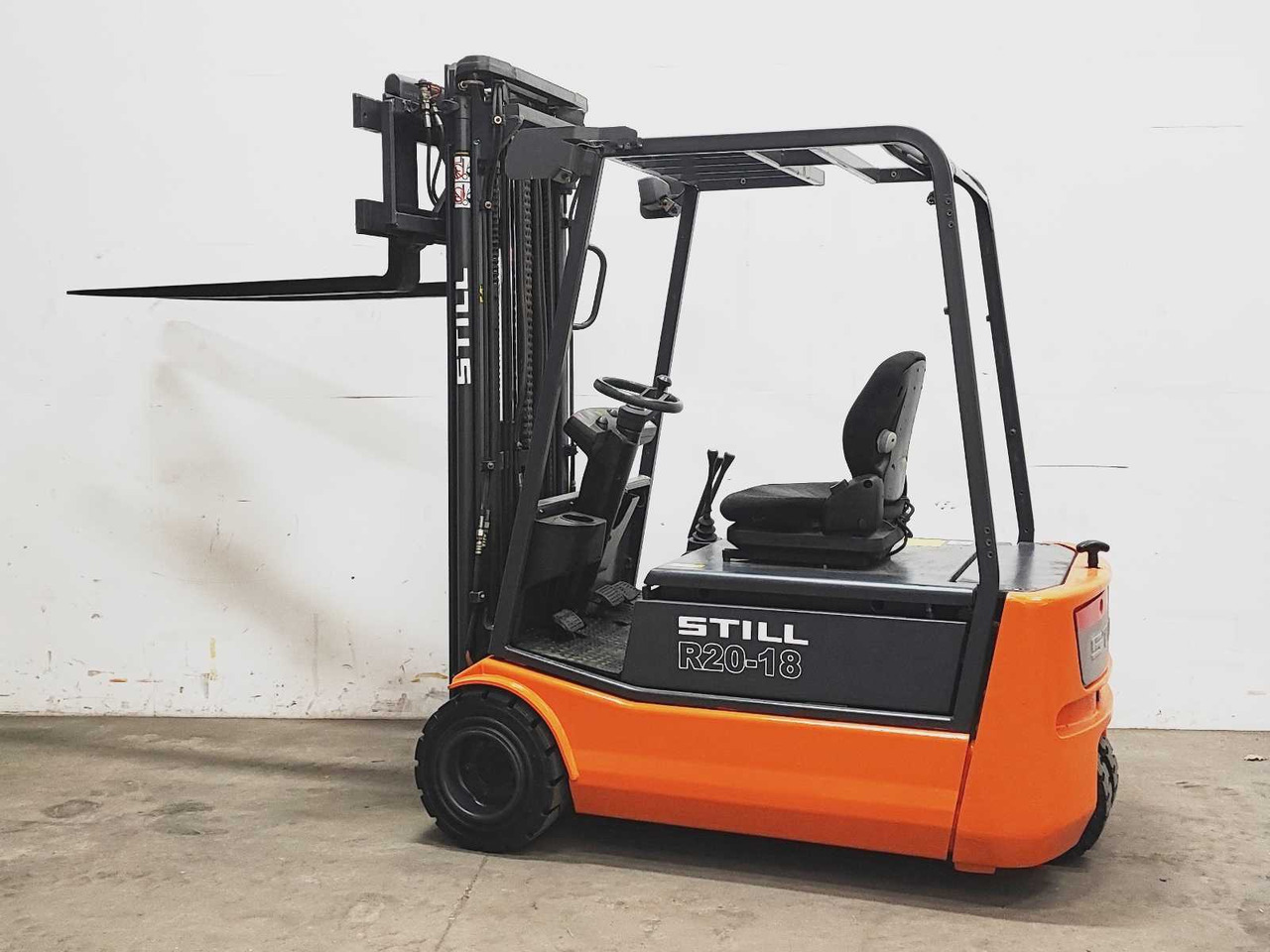 STILL - R20-18 - FORKLIFT TRUCK - 2004 - Forklift: picture 2 STILL - R20-18 - FORKLIFT TRUCK - 2004 - Forklift: picture 2