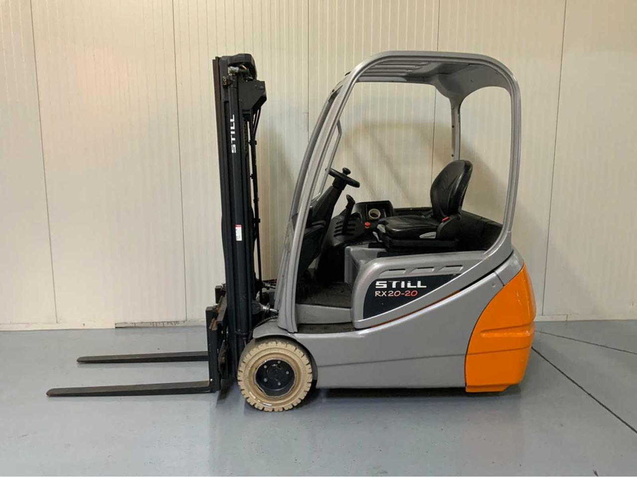 STILL RX20-20 - 4.3 METER TRIPLEX, FREE-LIFT, SIDE-SHIFT - FORKLIFT BJ. 2015 - Forklift: picture 2 STILL RX20-20 - 4.3 METER TRIPLEX, FREE-LIFT, SIDE-SHIFT - FORKLIFT BJ. 2015 - Forklift: picture 2