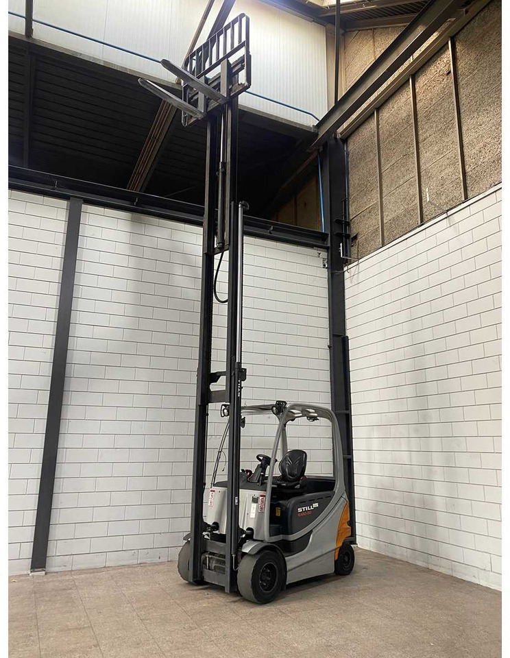 STILL - RX60-30 - FORKLIFT TRIPLEX - FREE-LIFT - SIDE-SHIFT - Forklift: picture 3 STILL - RX60-30 - FORKLIFT TRIPLEX - FREE-LIFT - SIDE-SHIFT - Forklift: picture 3