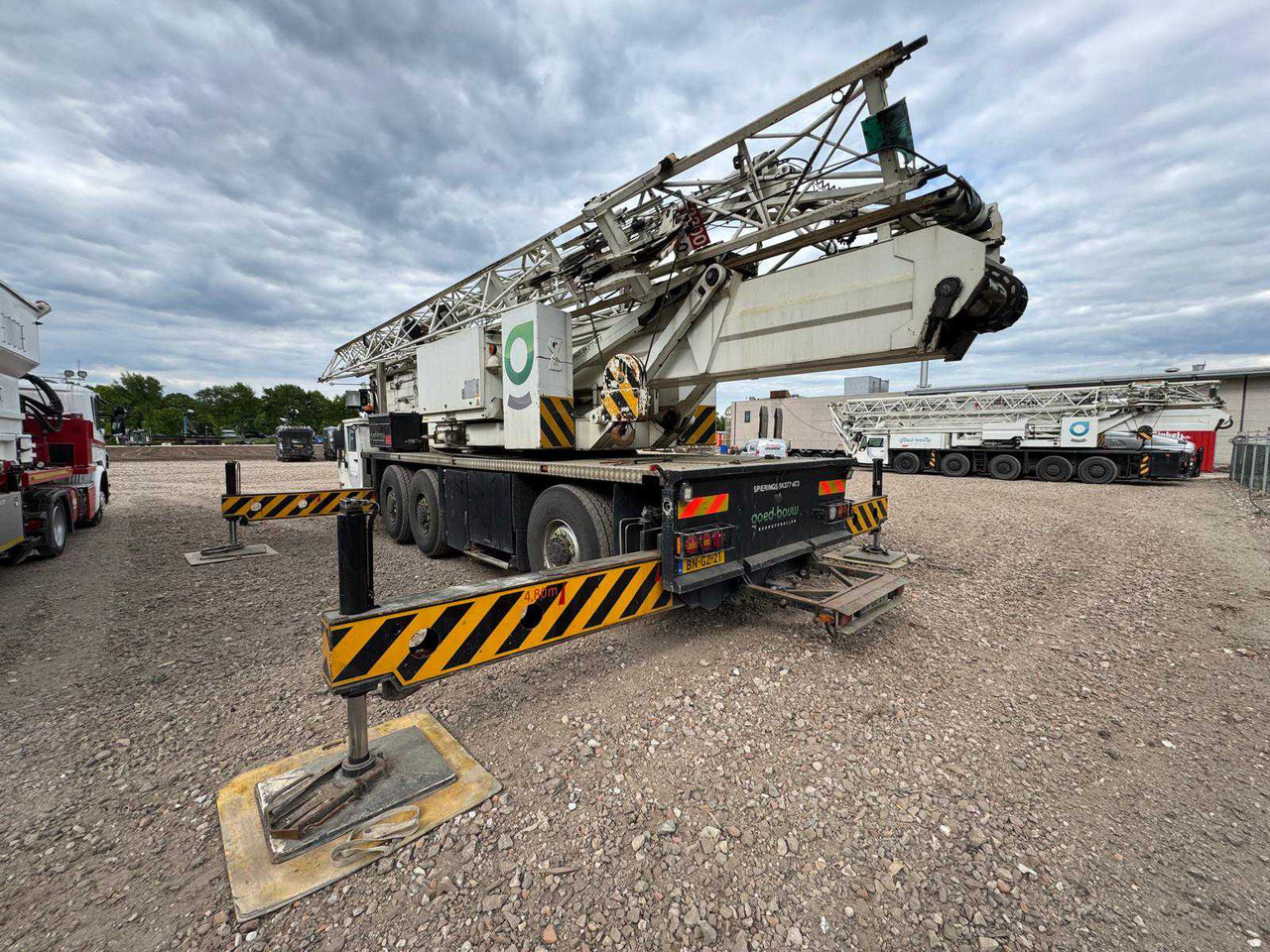 Spierings SK377-AT3 - Self-erecting tower crane: picture 3 Spierings SK377-AT3 - Self-erecting tower crane: picture 3