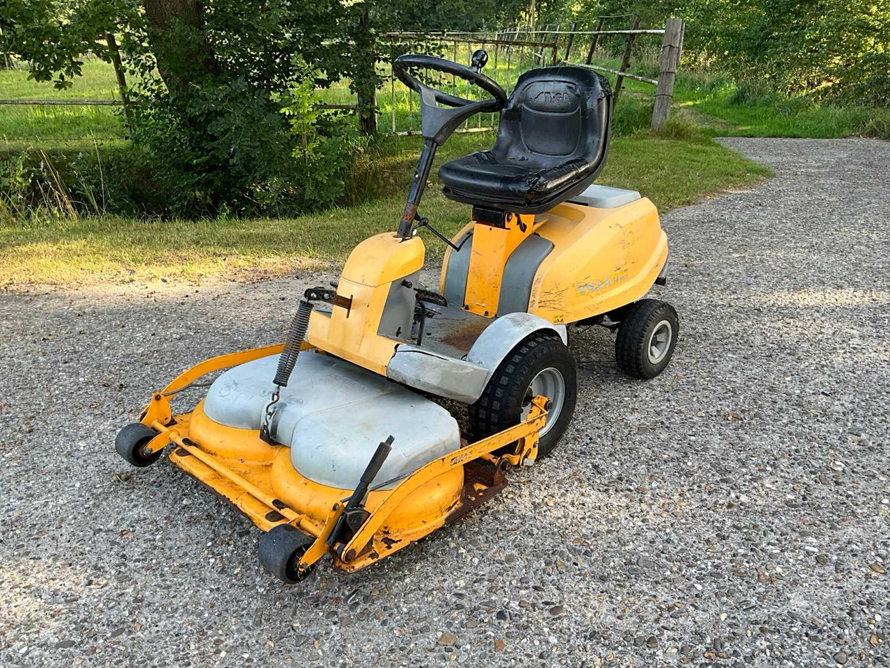 Stiga Villa 14 HST - Garden mower: picture 2 Stiga Villa 14 HST - Garden mower: picture 2