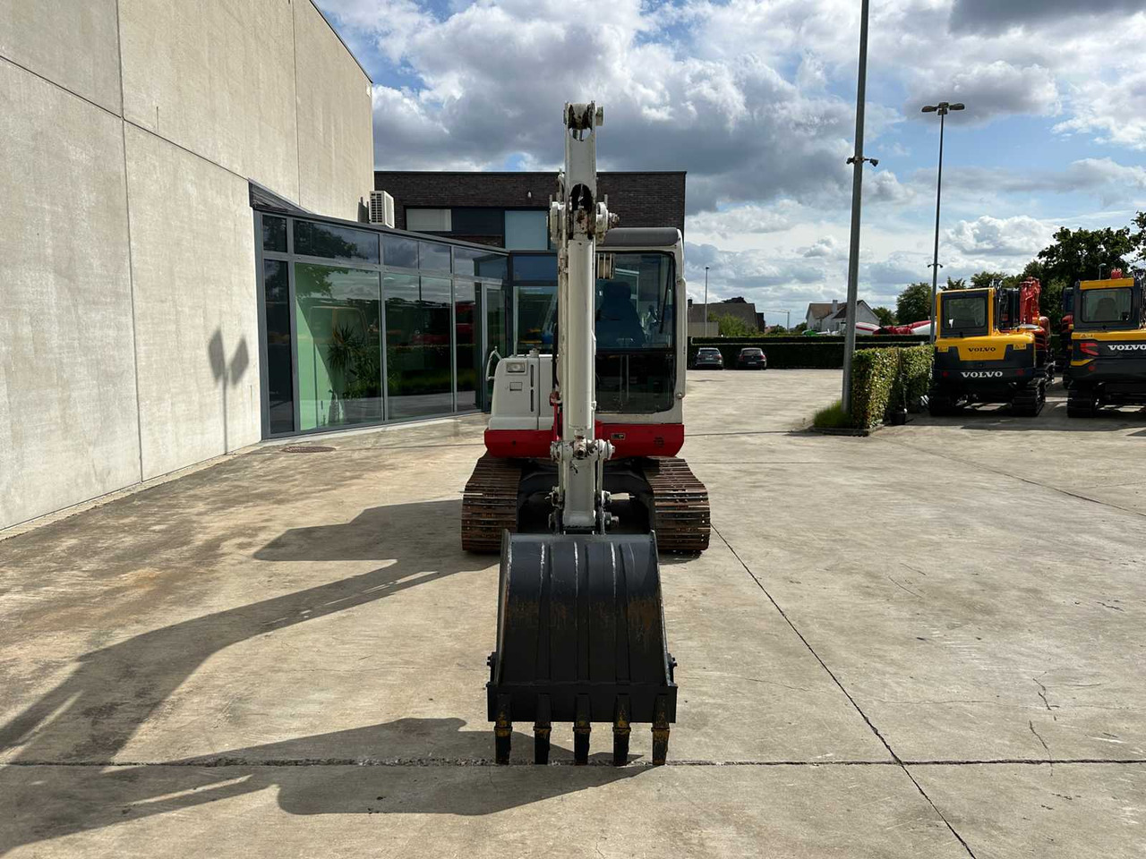 TAKEUCHI - 2010 - TB150C - MIDI EXCAVATOR - Excavator: picture 2 TAKEUCHI - 2010 - TB150C - MIDI EXCAVATOR - Excavator: picture 2