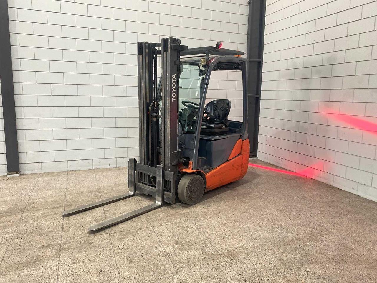 TOYOTA - 2012 - 8 FBEKT 16 - FORKLIFT TRUCK - Forklift: picture 1 TOYOTA - 2012 - 8 FBEKT 16 - FORKLIFT TRUCK - Forklift: picture 1