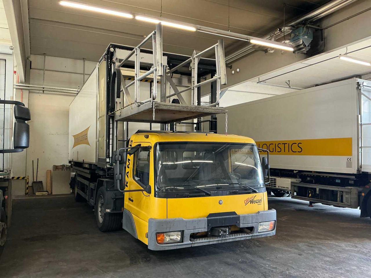 2001 MERCEDES-BENZ WBC22 CATERING TRUCK - Truck: picture 2 2001 MERCEDES-BENZ WBC22 CATERING TRUCK - Truck: picture 2