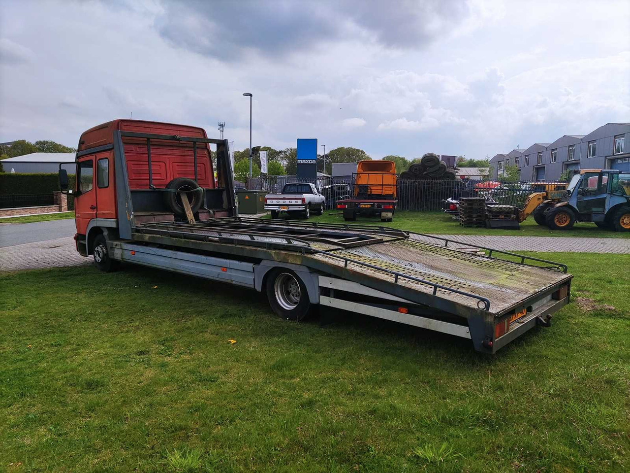 MERCEDES-BENZ - 1999 - TRUCK - Truck: picture 3 MERCEDES-BENZ - 1999 - TRUCK - Truck: picture 3