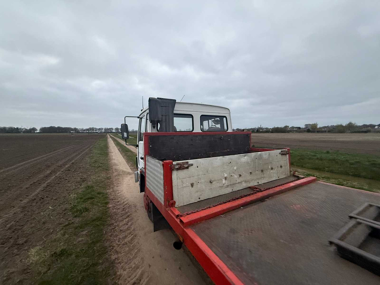 VOLVO - FL608-4X2-J 75 - TRUCK - 1993 - Truck: picture 3 VOLVO - FL608-4X2-J 75 - TRUCK - 1993 - Truck: picture 3