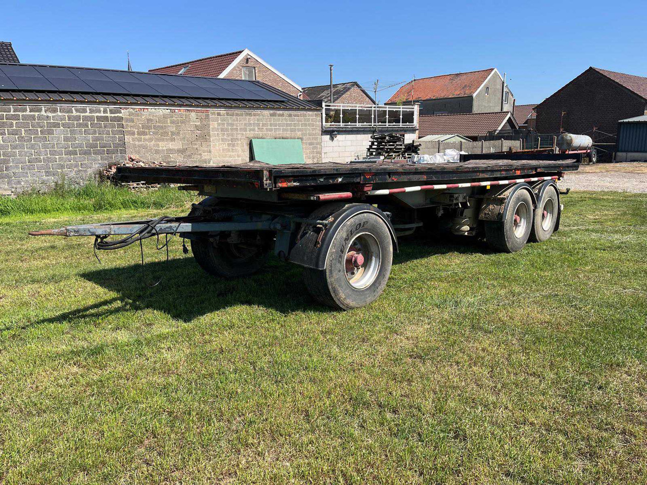 Twistlock - Farm trailer: picture 1 Twistlock - Farm trailer: picture 1