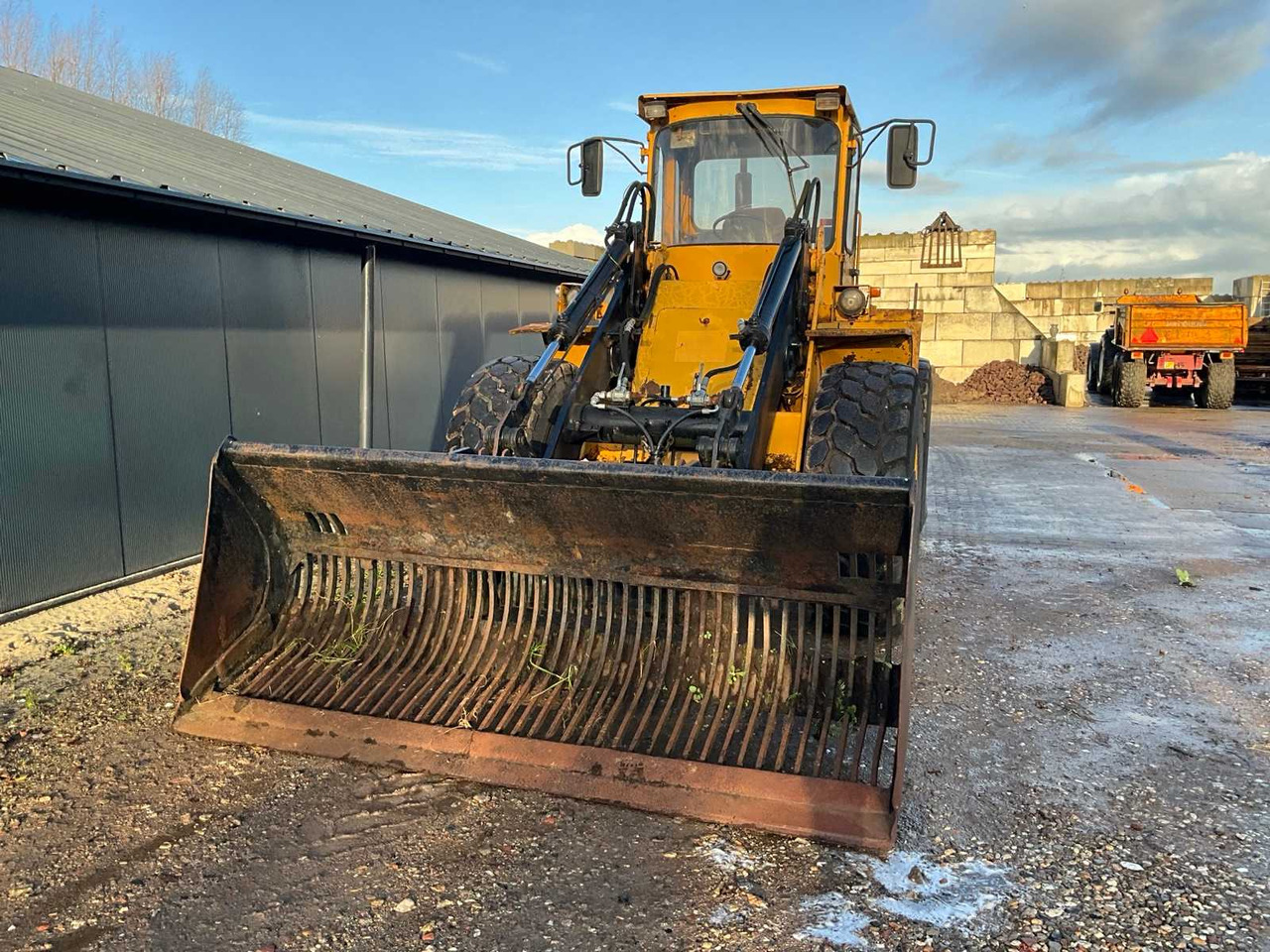 VOLVO BM 4300B SHOVEL - Wheel loader: picture 3 VOLVO BM 4300B SHOVEL - Wheel loader: picture 3