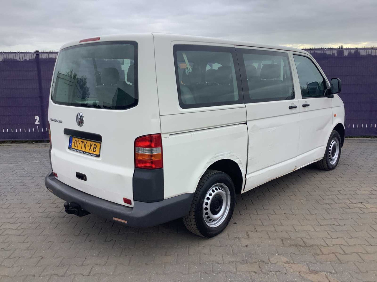 2006 - VOLKSWAGEN - TRANSPORTER KOMBI - 1.9 TDI 300 BASELINE - COMMERCIAL VEHICLE - Van: picture 4 2006 - VOLKSWAGEN - TRANSPORTER KOMBI - 1.9 TDI 300 BASELINE - COMMERCIAL VEHICLE - Van: picture 4