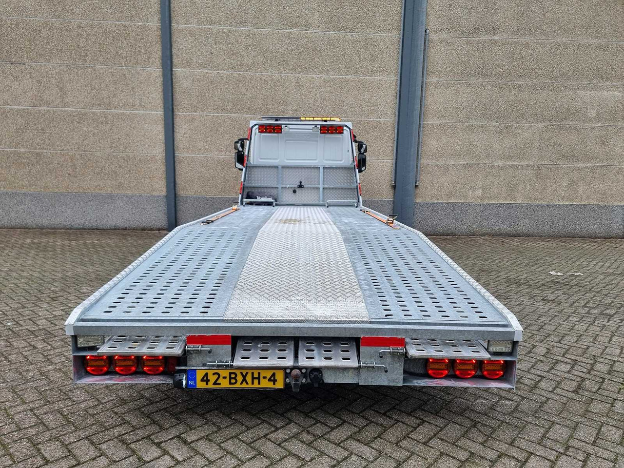 2015 IVECO EUROCARGO 80 E6 80E19 RAMP / TRUCK - Van: picture 5 2015 IVECO EUROCARGO 80 E6 80E19 RAMP / TRUCK - Van: picture 5